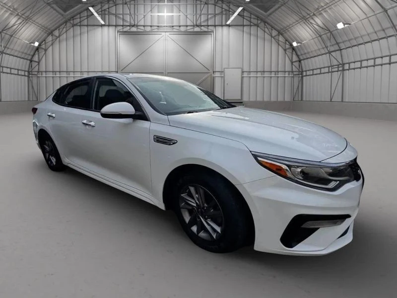 2020 Kia Optima/K5 - Image 9 of 12