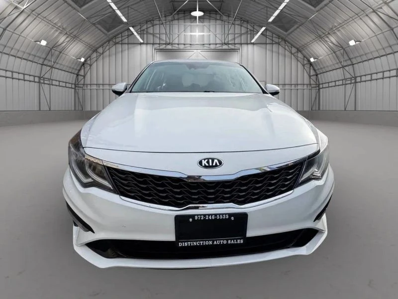 2020 Kia Optima/K5 - Image 10 of 12