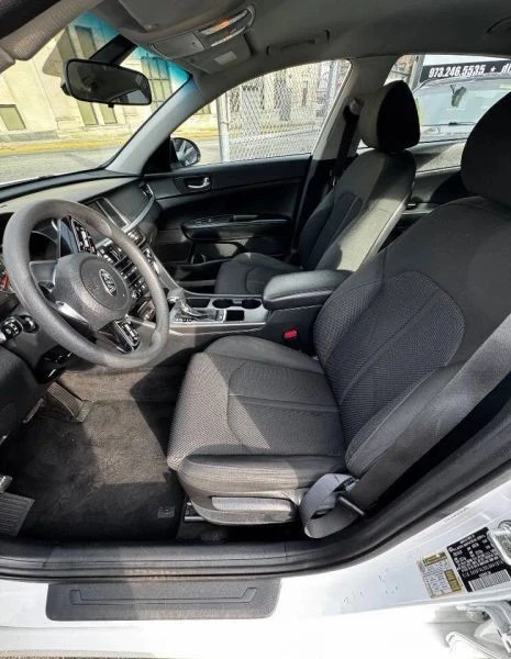 2020 Kia Optima/K5 - Image 11 of 12