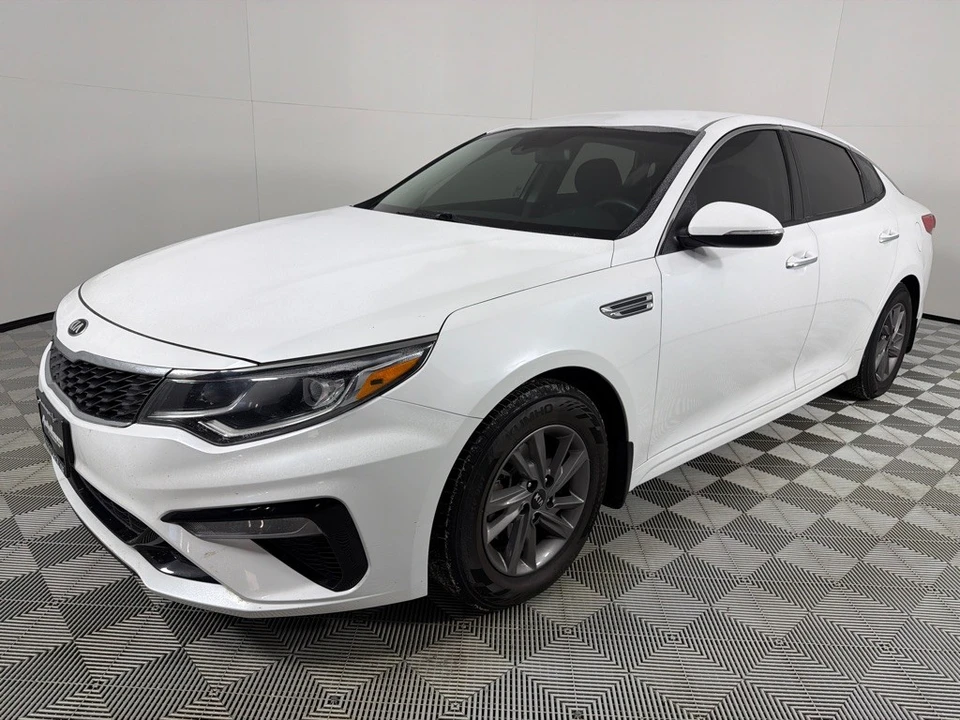 2020 Kia Optima/K5 - Image 9 of 12