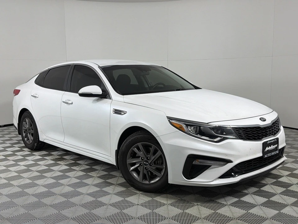 2020 Kia Optima/K5 - Image 2 of 12
