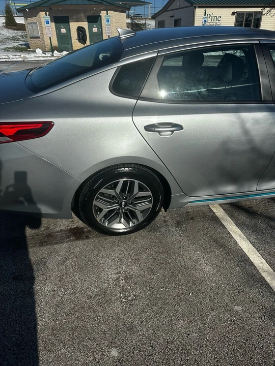 2020 Kia Optima/K5 - Image 10 of 21