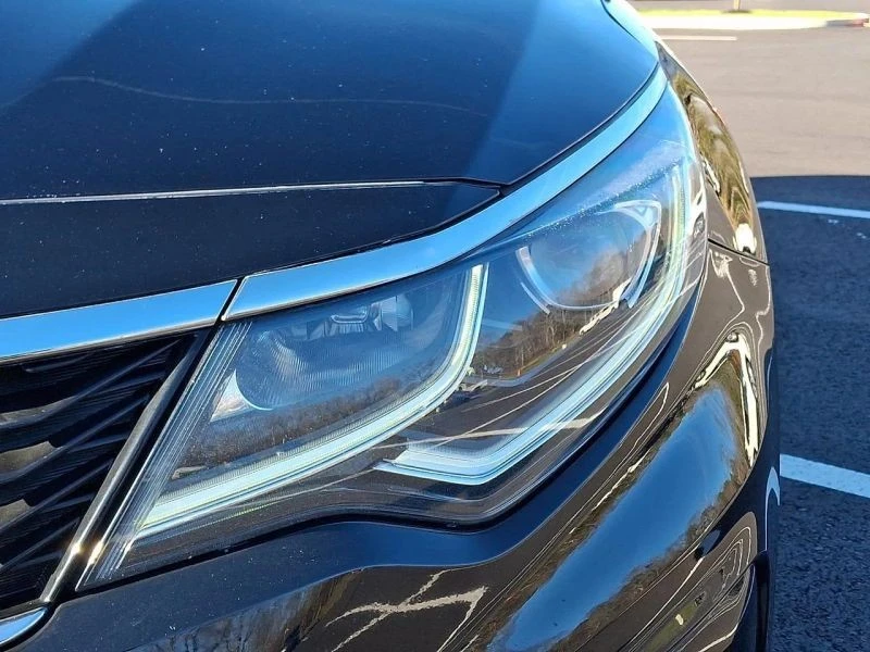 2020 Kia Optima/K5 - Image 9 of 12