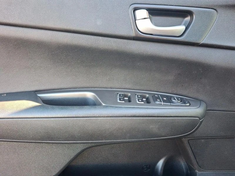 2020 Kia Optima/K5 - Image 12 of 12
