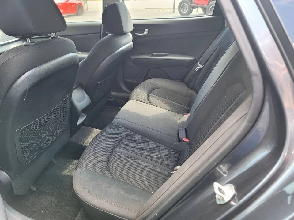 2020 Kia Optima/K5 - Image 9 of 11