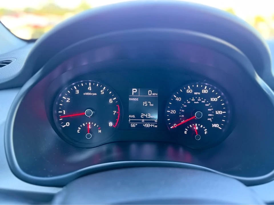 2020 Kia Rio - Image 12 of 14