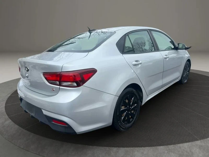 2020 Kia Rio - Image 5 of 12