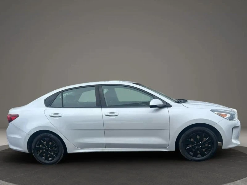2020 Kia Rio - Image 4 of 12