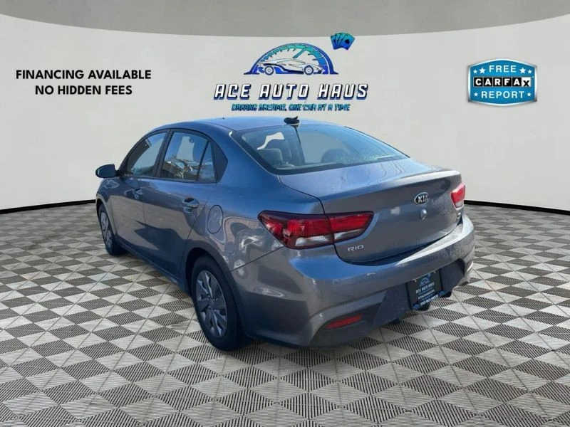 2020 Kia Rio - Image 5 of 12