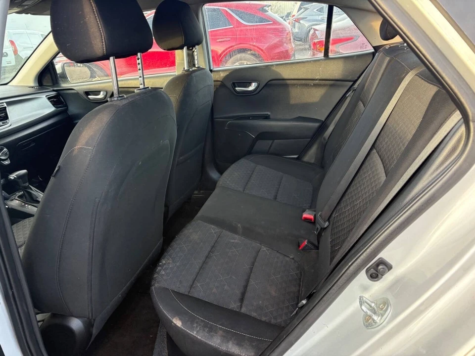 2020 Kia Rio - Image 7 of 11