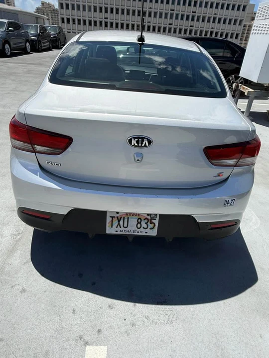2020 Kia Rio - Image 2 of 11