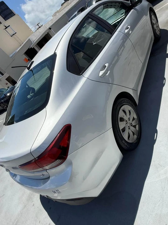 2020 Kia Rio - Image 3 of 11