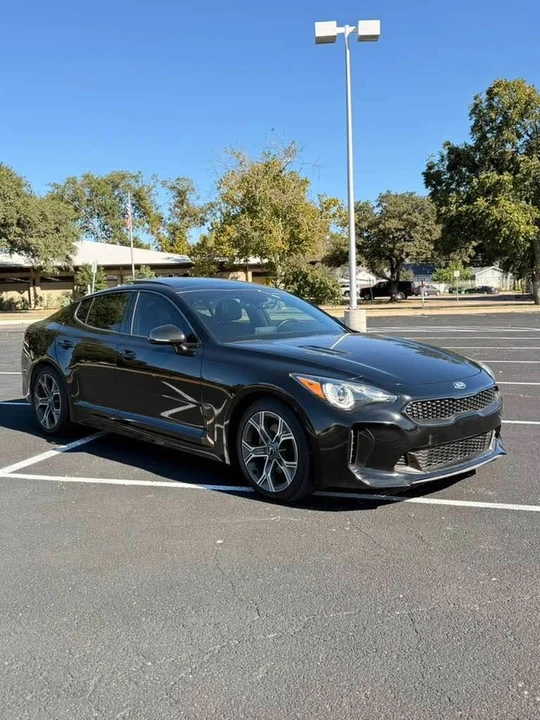 2020 Kia Stinger - Image 3 of 12