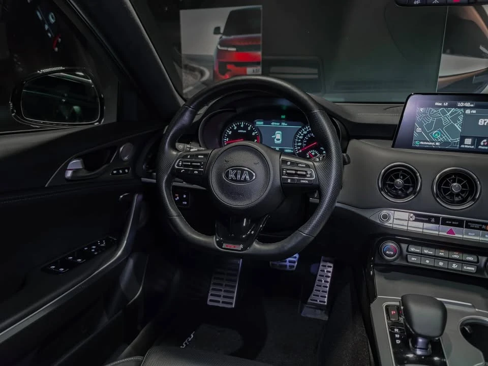 2020 Kia Stinger GT - Image 11 of 20