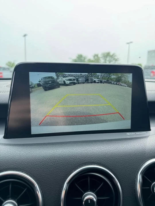 2020 Kia Stinger - Image 11 of 15