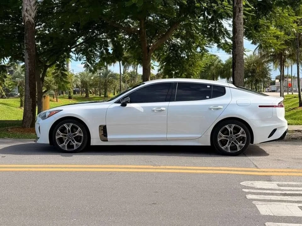 2020 Kia Stinger - Image 7 of 18