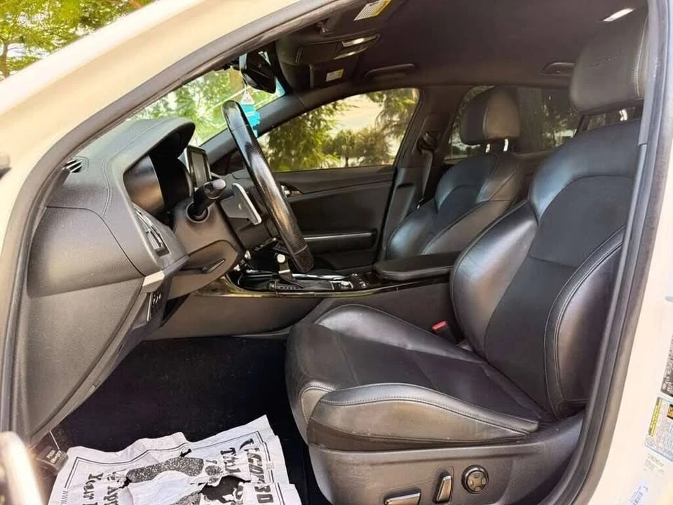 2020 Kia Stinger - Image 10 of 18