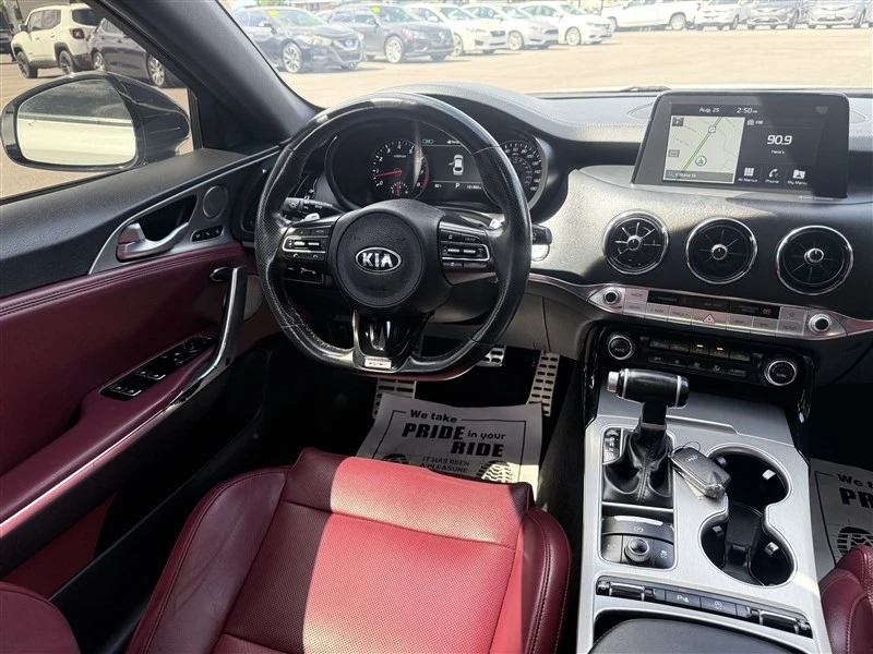 2020 Kia Stinger GT - Image 14 of 20