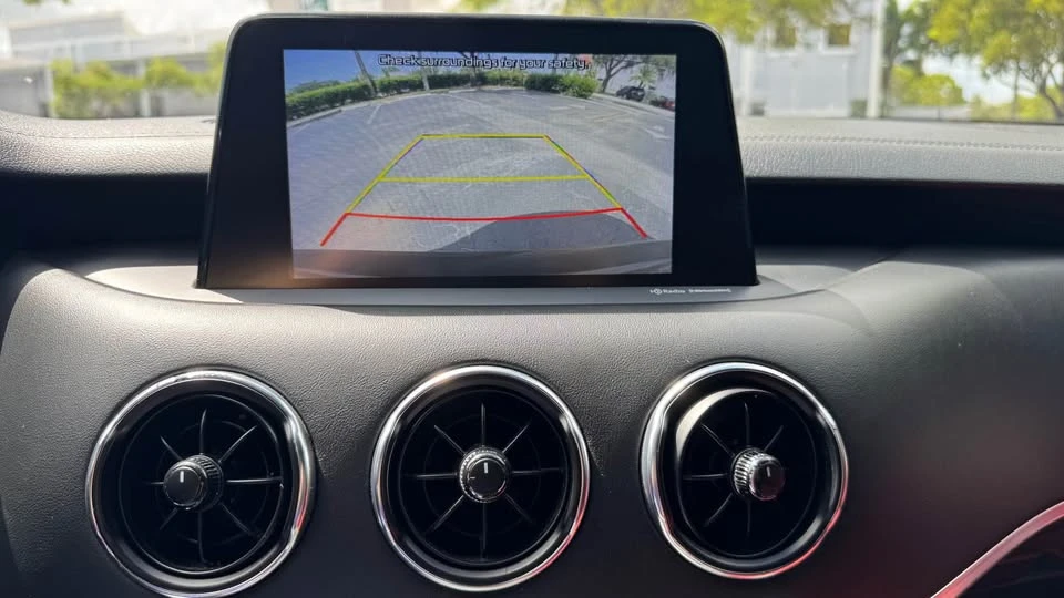 2020 Kia Stinger GT - Image 8 of 18