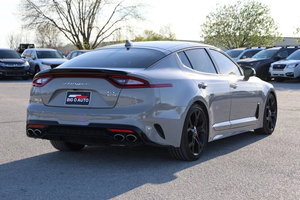 2020 Kia Stinger GT - Image 9 of 20