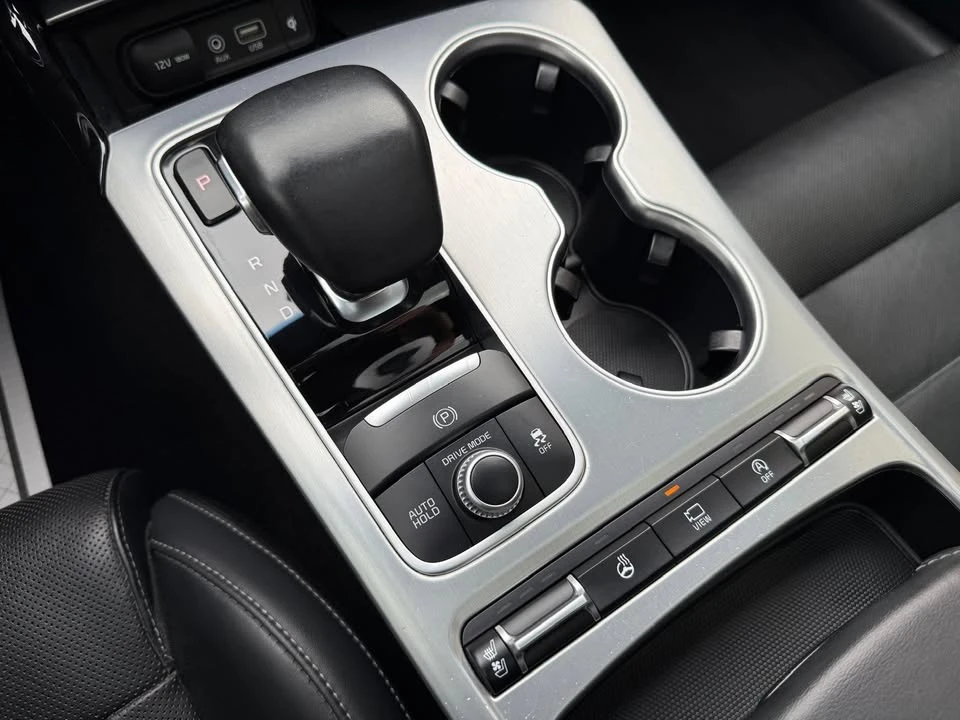 2020 Kia Stinger GT - Image 18 of 20