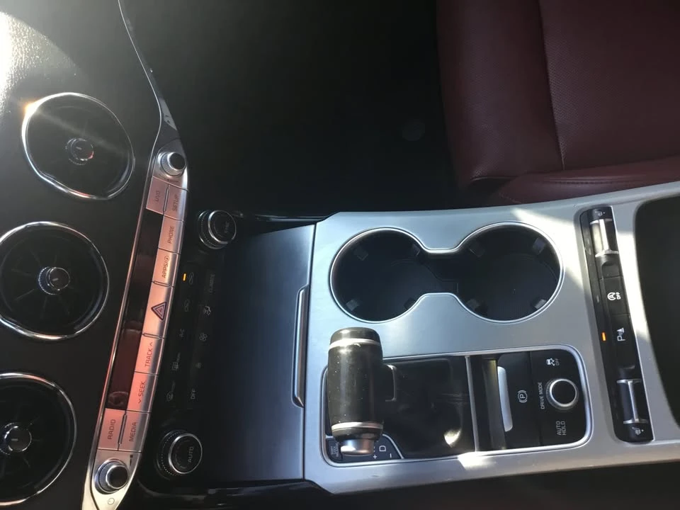 2020 Kia Stinger GT - Image 17 of 18
