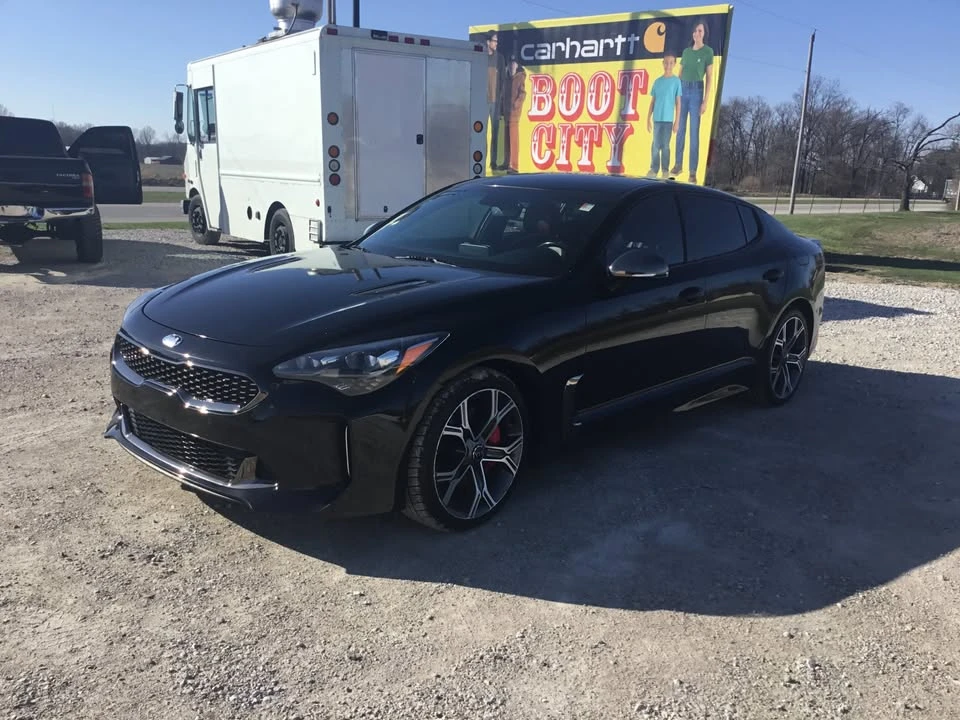 2020 Kia Stinger GT - Image 7 of 18