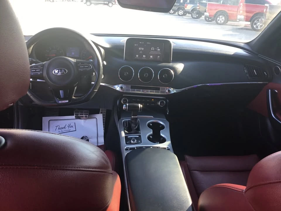 2020 Kia Stinger GT - Image 12 of 18