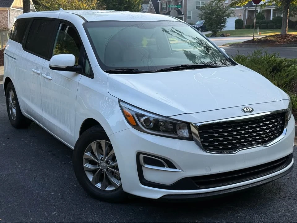 2020 Kia Carnival - Image 3 of 20
