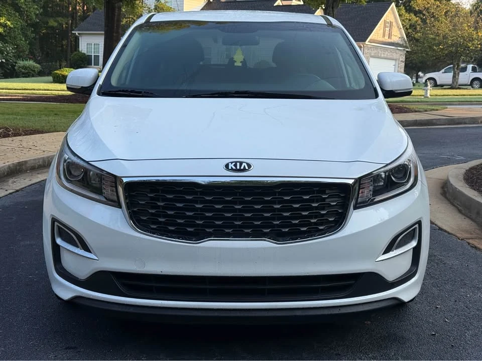 2020 Kia Carnival - Image 2 of 20
