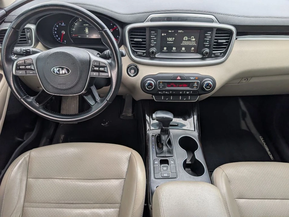 2020 Kia Sorento - Image 8 of 21