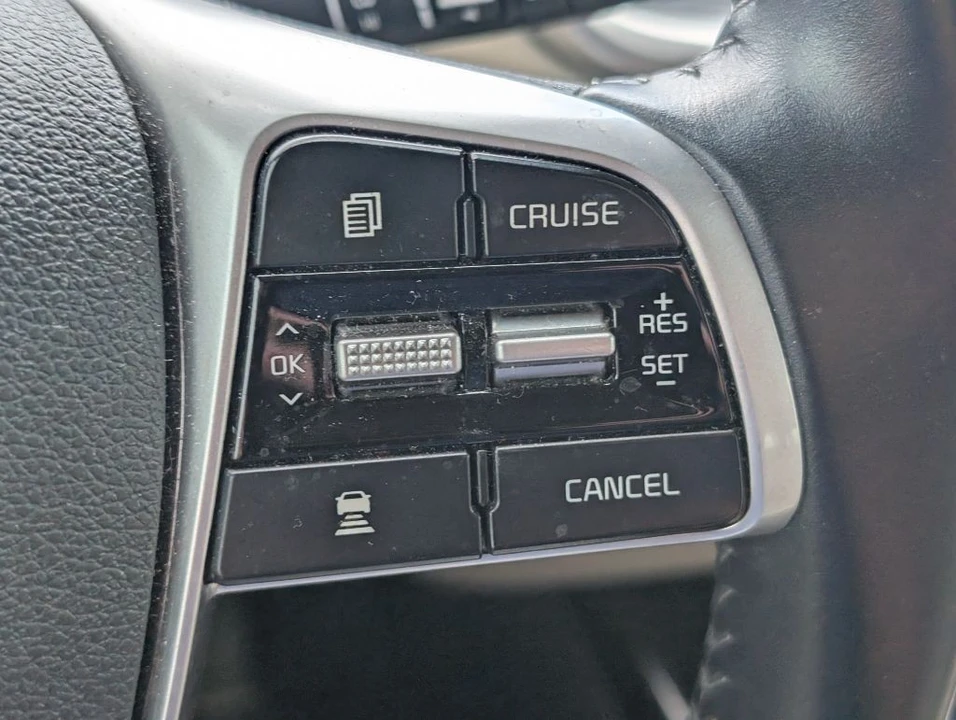 2020 Kia Sorento - Image 15 of 21
