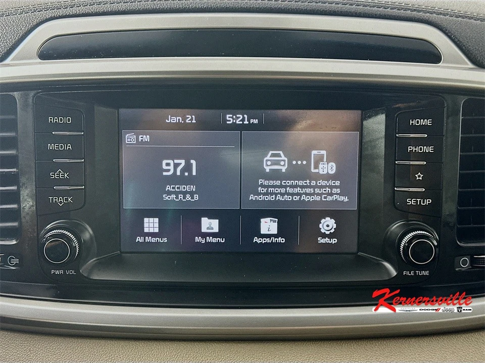2020 Kia Sorento - Image 17 of 21