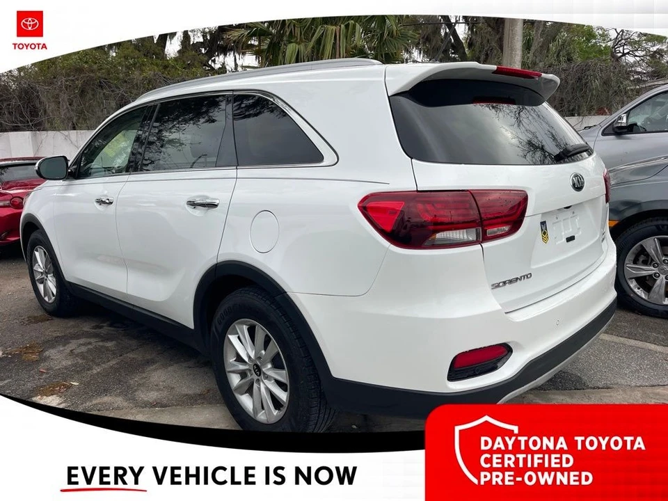 2020 Kia Sorento - Image 7 of 10