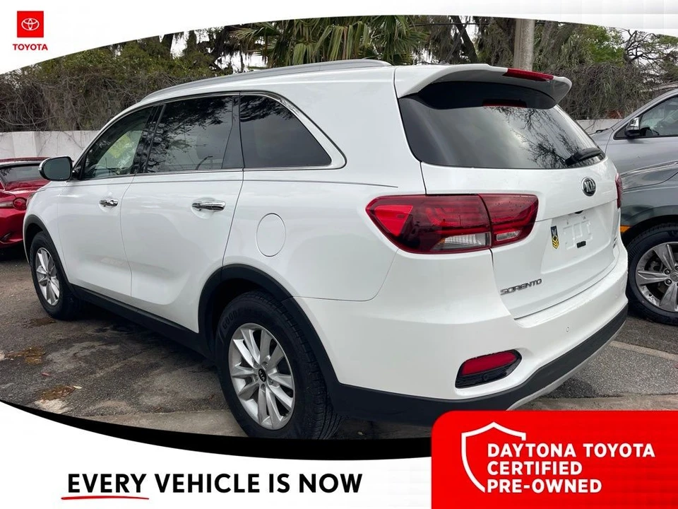 2020 Kia Sorento - Image 3 of 10