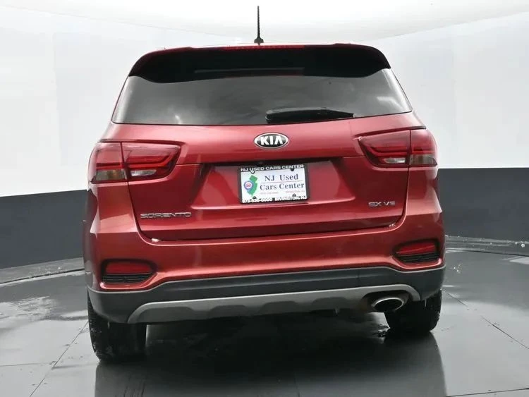 2020 Kia Sorento - Image 8 of 12