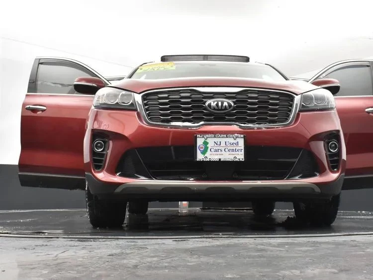 2020 Kia Sorento - Image 11 of 12