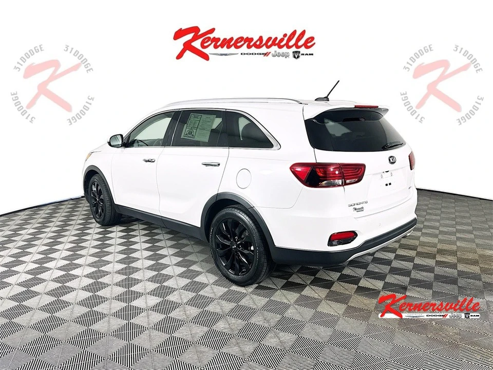 2020 Kia Sorento - Image 5 of 21