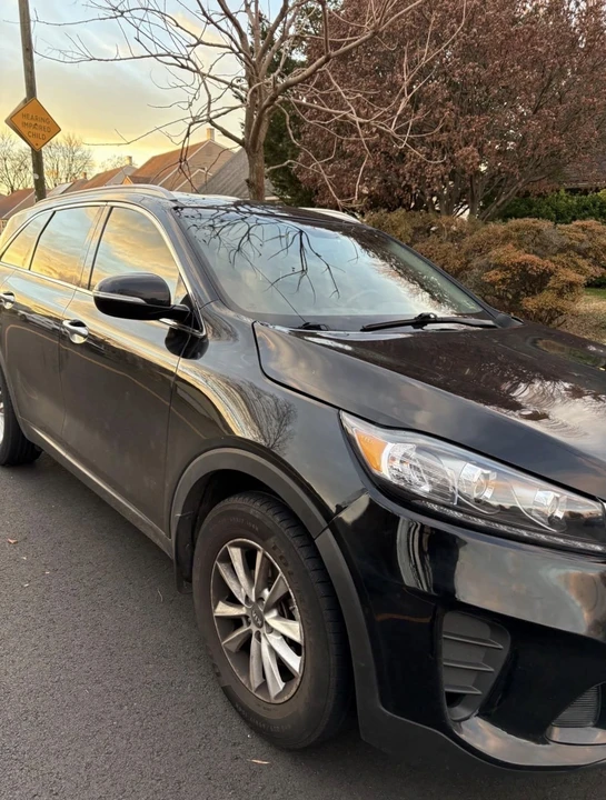 2020 Kia Sorento - Image 4 of 11