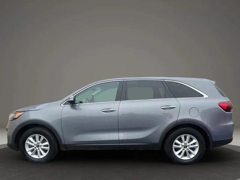 2020 Kia Sorento - Image 8 of 12