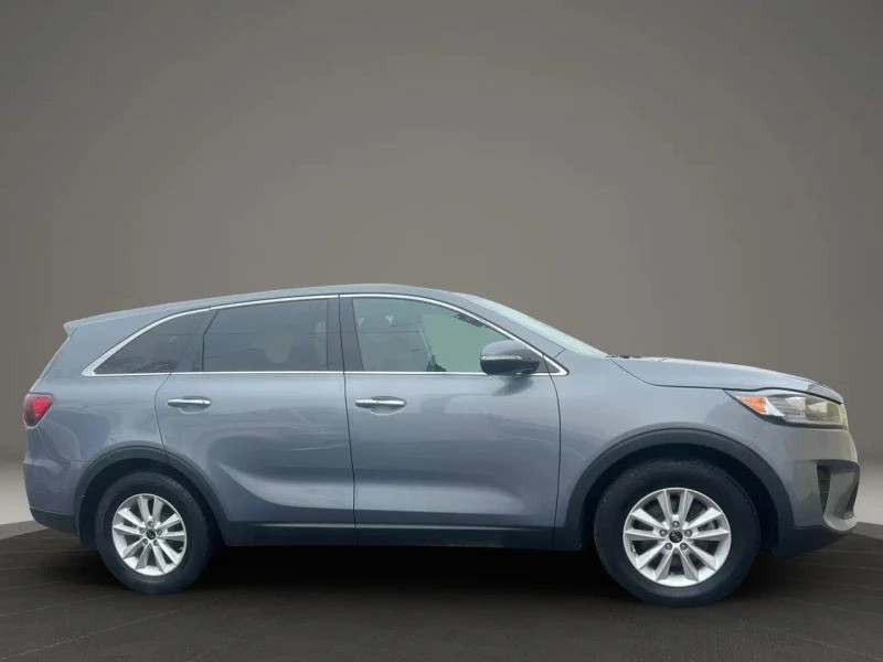 2020 Kia Sorento - Image 4 of 12