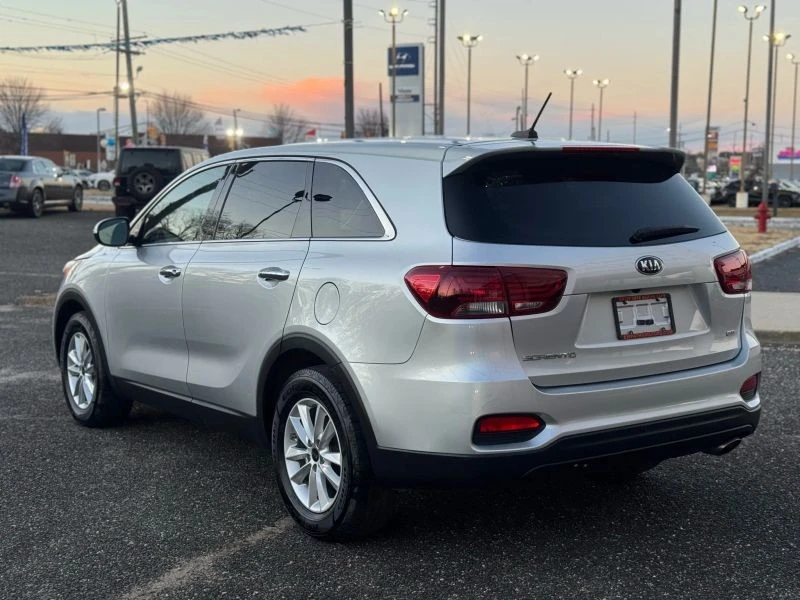 2020 Kia Sorento - Image 3 of 12
