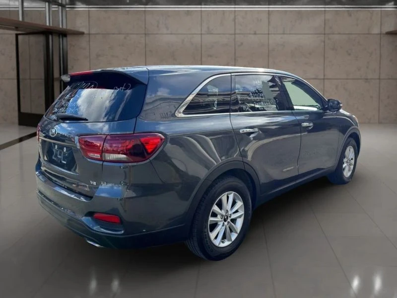 2020 Kia Sorento - Image 5 of 12