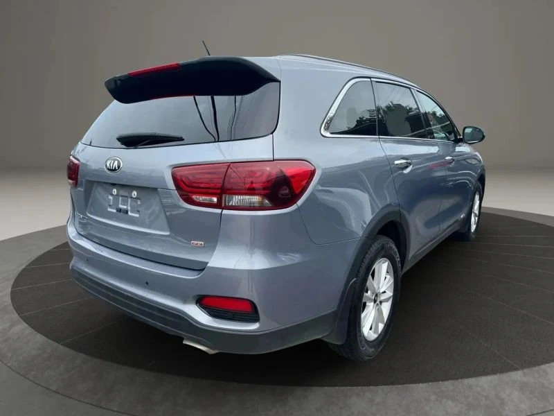 2020 Kia Sorento - Image 5 of 12