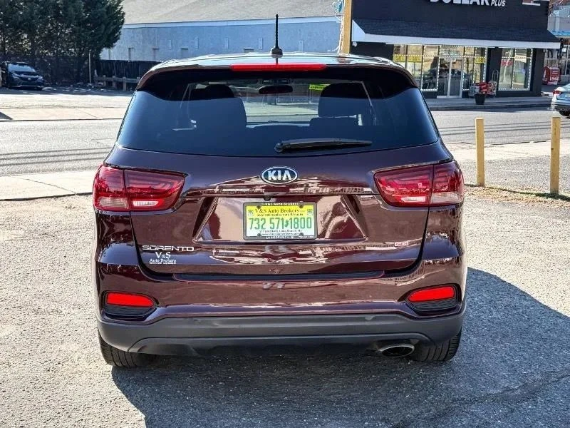 2020 Kia Sorento - Image 6 of 12