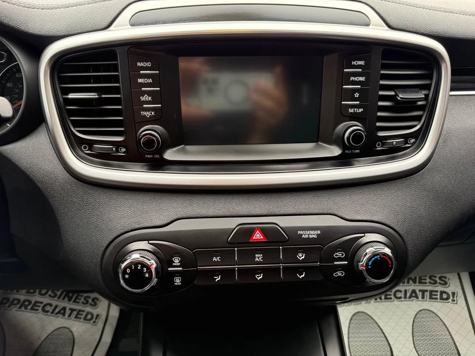 2020 Kia Sorento - Image 7 of 11