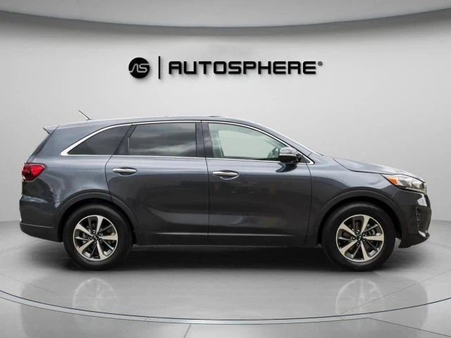 2020 Kia Sorento - Image 11 of 21