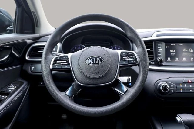 2020 Kia Sorento - Image 18 of 21