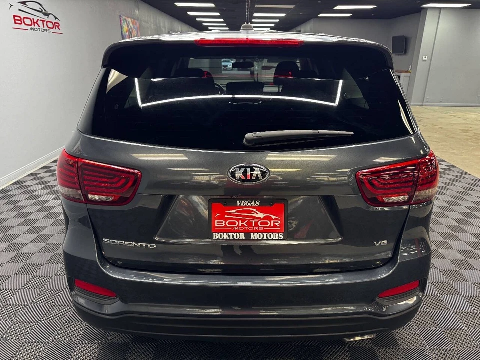2020 Kia Sorento - Image 11 of 12