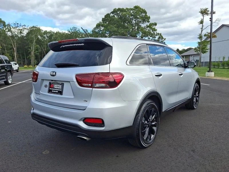 2020 Kia Sorento - Image 6 of 12